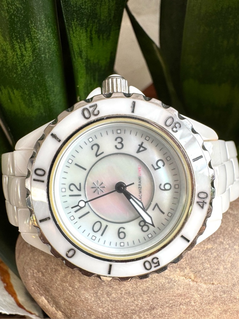 ISAAC MIZRAHI  Ceramic Watch